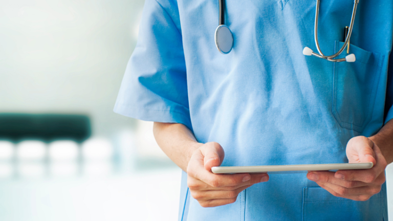 CFM Define Regras para Uso de Inteligência Artificial na Medicina e Estabelece Limites Éticos na Saúde CFM Define Regras para Uso de Inteligência Artificial na Medicina e Estabelece Limites Éticos na Saúde