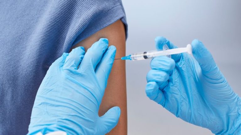 Anvisa amplia faixa etária da vacina contra bronquiolite e reforça prevenção contra o vírus sincicial respiratório