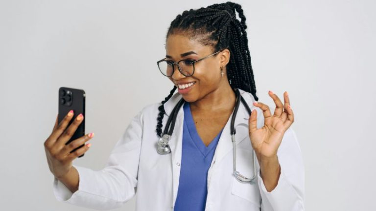 Tecnologia na Saúde: Como a Unimed Vitória Amplia o Acesso e Transforma o Cuidado Médico