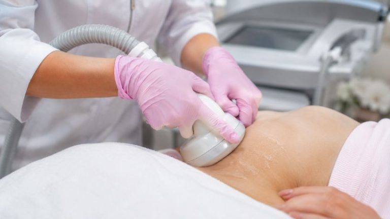 O crescimento dos procedimentos estéticos não cirúrgicos e a busca pelo rejuvenescimento natural no Brasil
