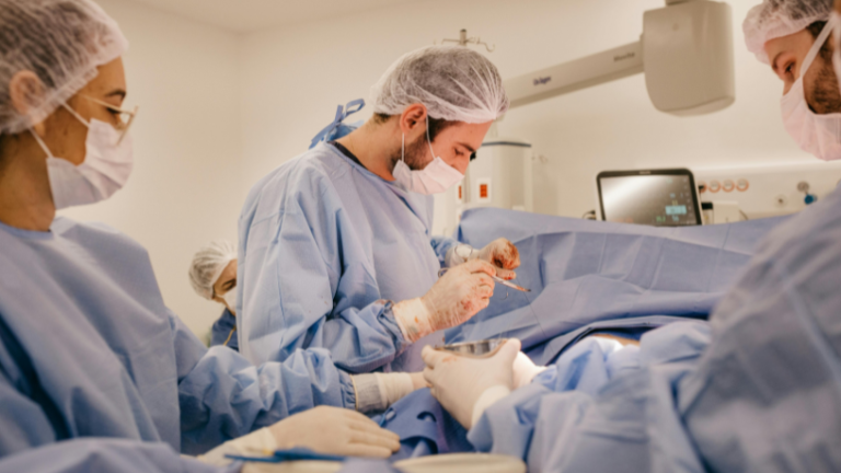 Cirurgia plástica ganha novos debates no Brasil: o que a Jornada Carioca revela sobre segurança e inovação Cirurgia plástica ganha novos debates no Brasil: o que a Jornada Carioca revela sobre segurança e inovação